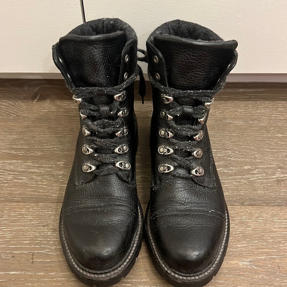 Frye Samantha combat boots